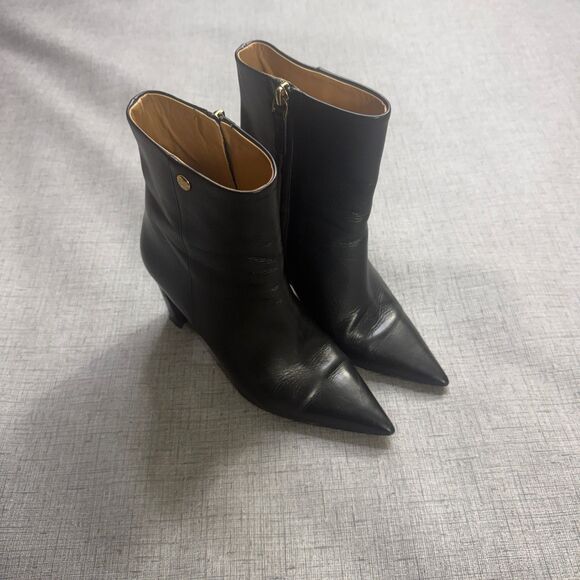 Tory Burch Shoes - Tory Burch 'Penelope' Pointy Toe Bootie Womens Size 7M Black Leather